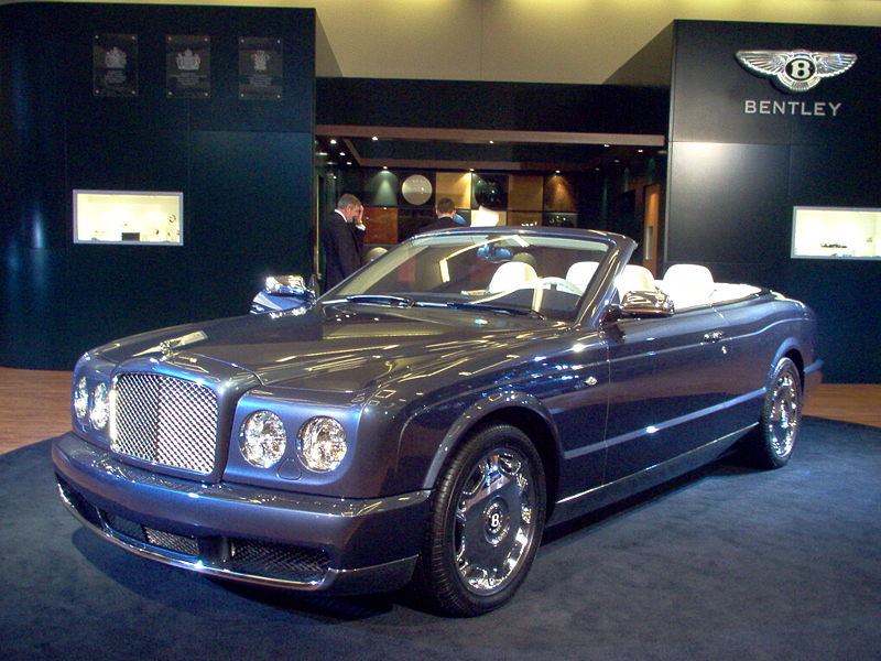 Bentley Azure: 1 фото